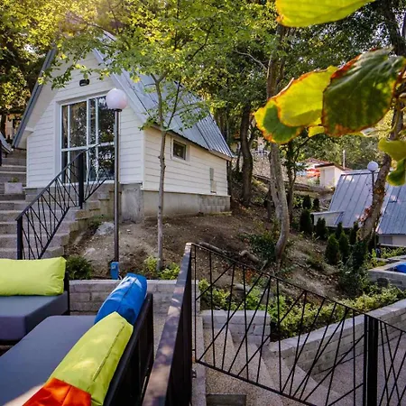 בית נופש къщички синьо лято, черноморец - - Blue Summer וארנה