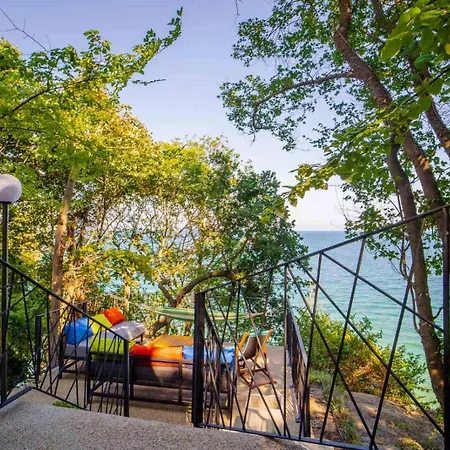 къщички синьо лято, черноморец - - Blue Summer בית נופש *