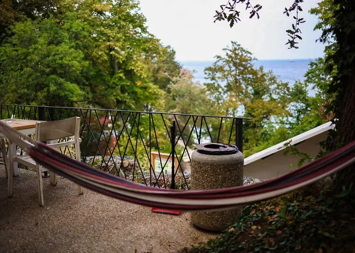 къщички синьо лято, черноморец - - Blue Summer Варна