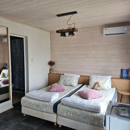 къщички синьо лято, черноморец - - Blue Summer *