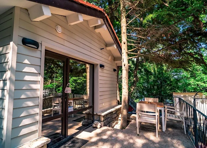 къщички синьо лято, черноморец - - Blue Summer Ferienhaus